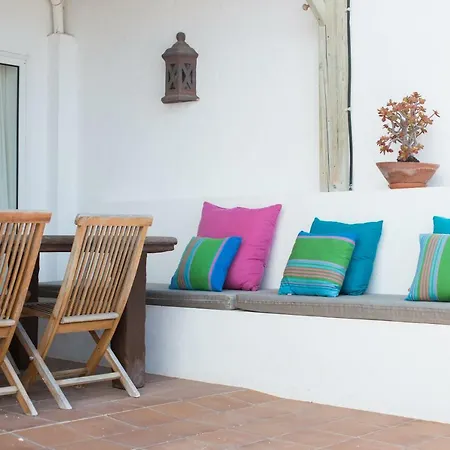 Azzurro Beach Uno Holiday home *